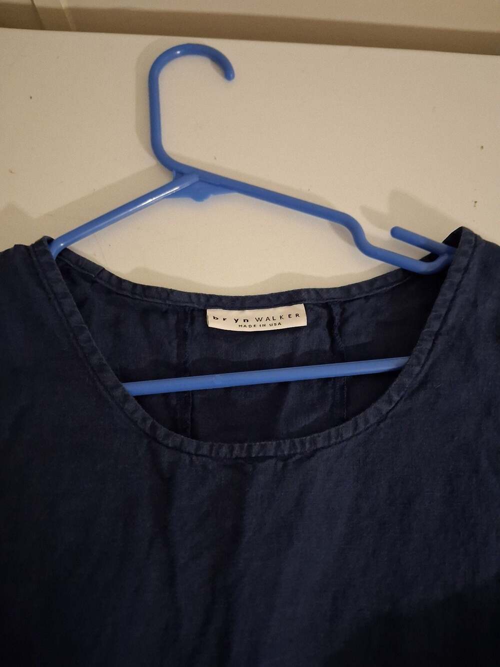Bryn Walker Navy Sleeveless Linen Tank Top - Picture 5 of 6